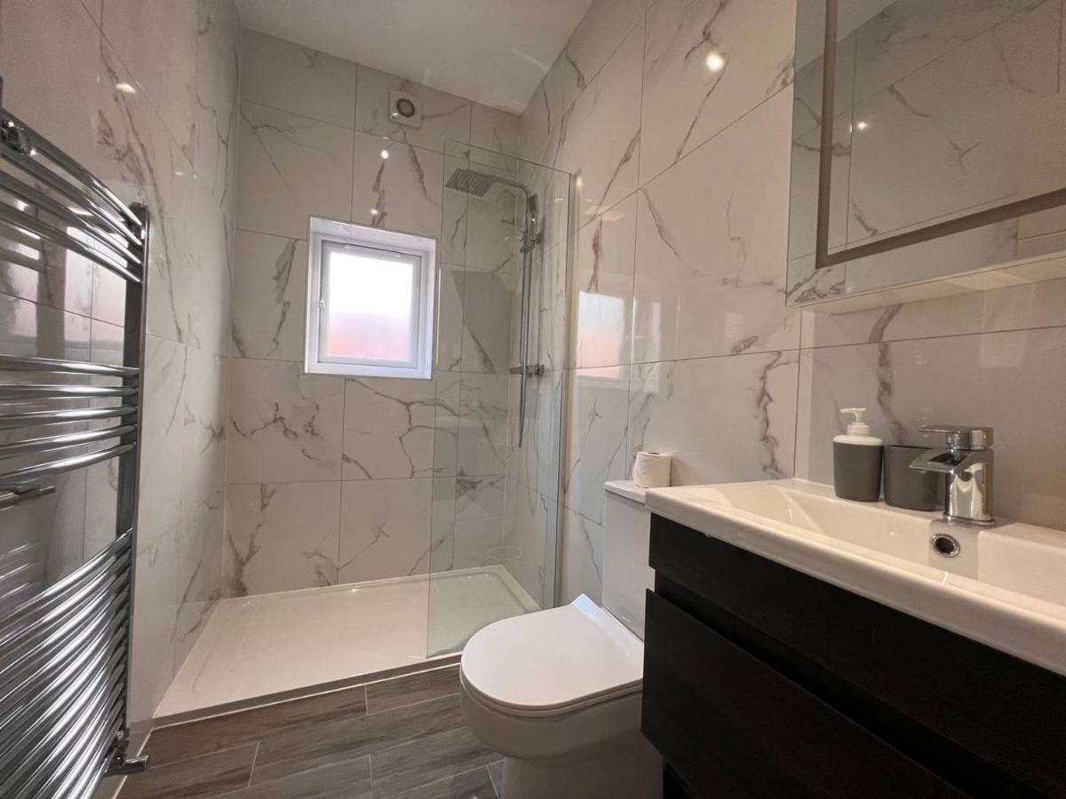 Ferienwohnung Star London Finchley Road 3-Bed Escape With Garden Exterior foto