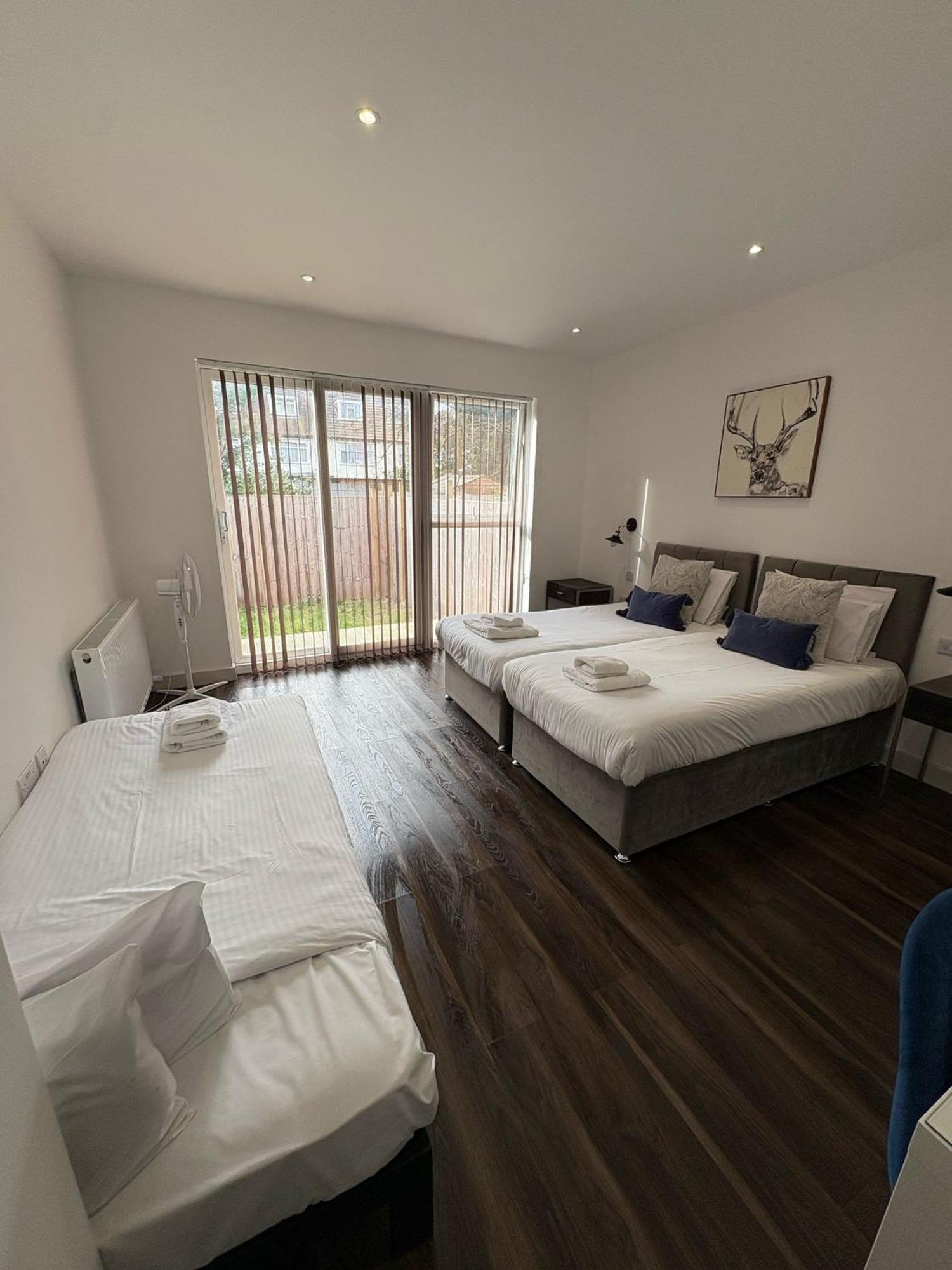 Ferienwohnung Star London Finchley Road 3-Bed Escape With Garden Exterior foto